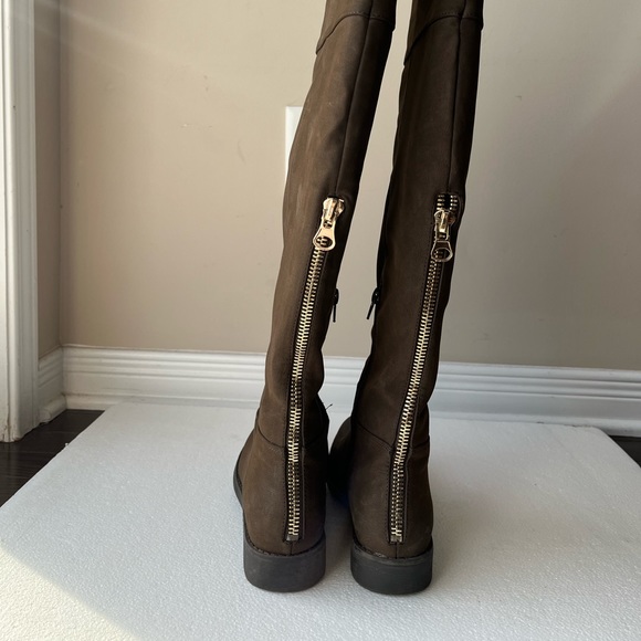 Steve Madden Boots - Picture 2 of 5